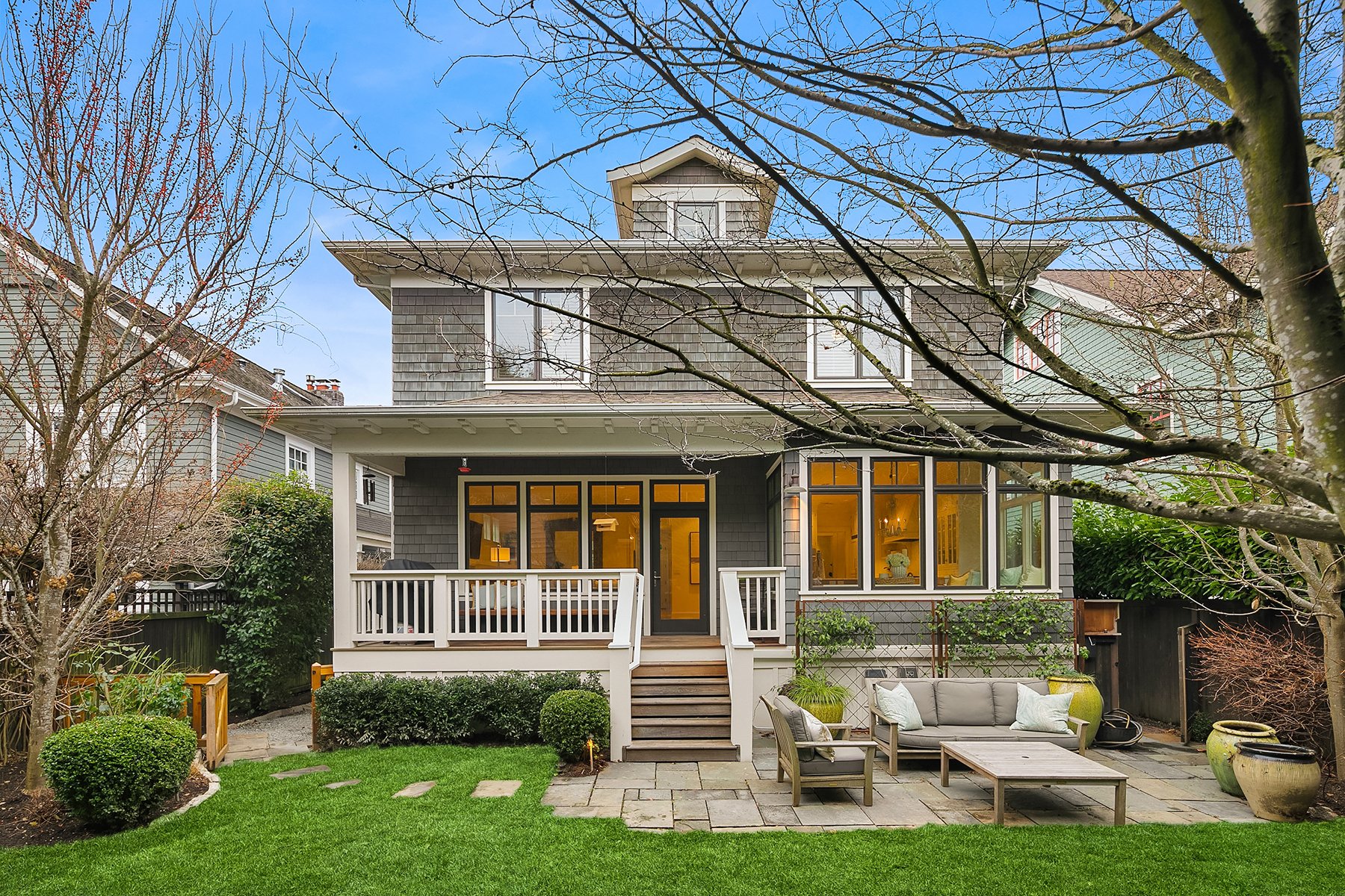 Traditional Charm - Seattle Vacant Home Staging - Outside