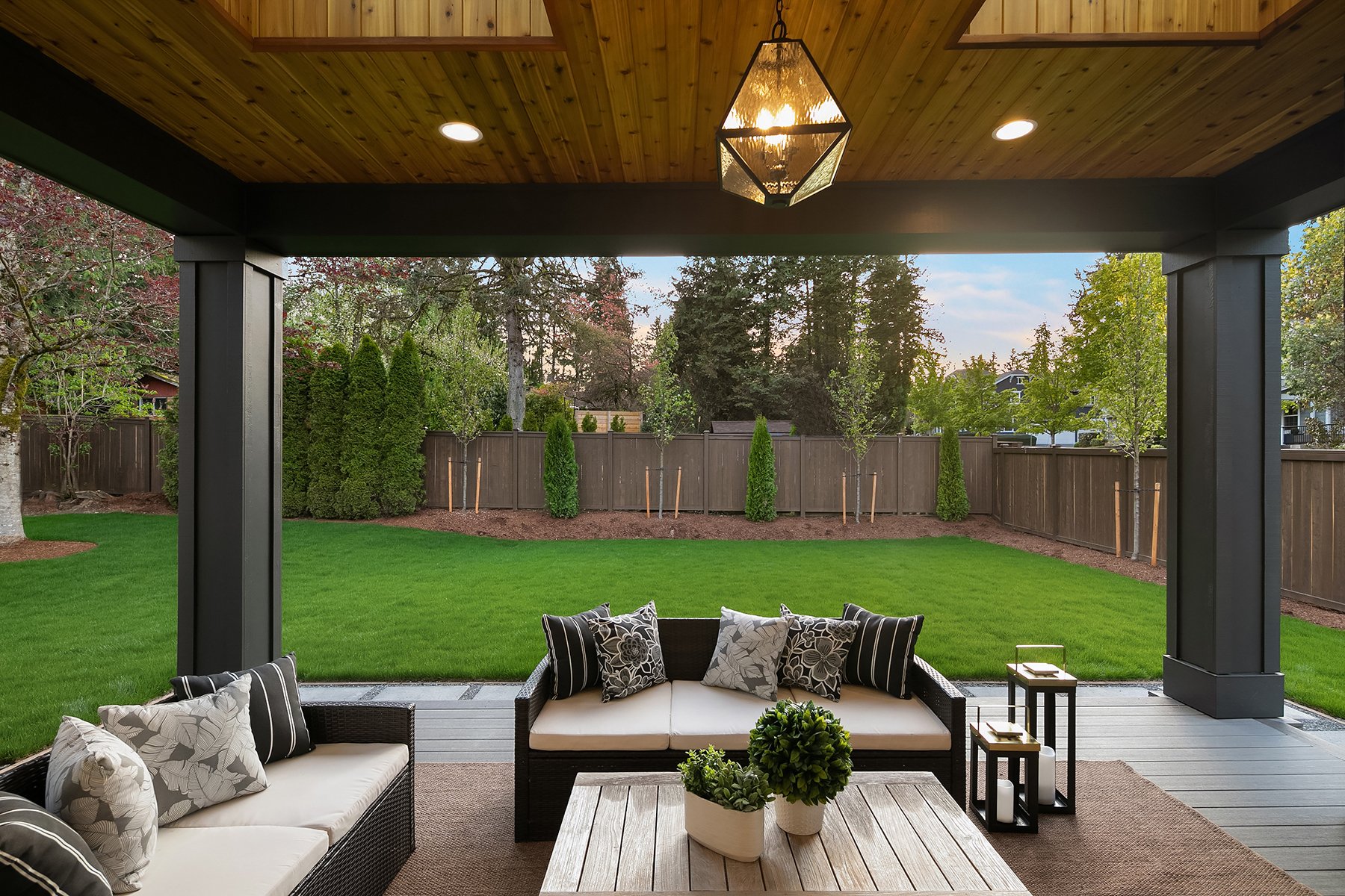 South Rose Hill Aurora - Redmond Washington - New Model Home Luxury Home Staging - Outdoor